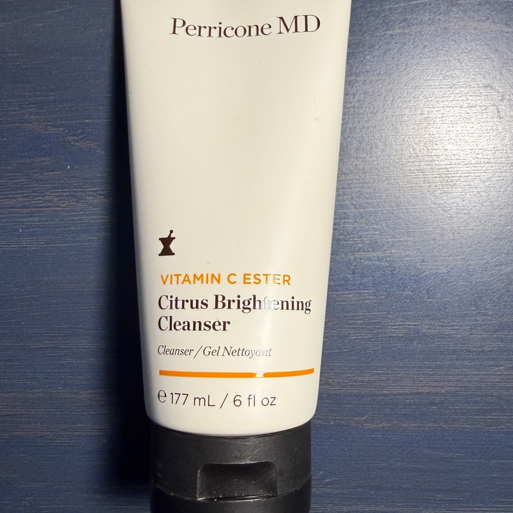 Perricone MD Vitamin C Ester Citrus Brightening Cleanser